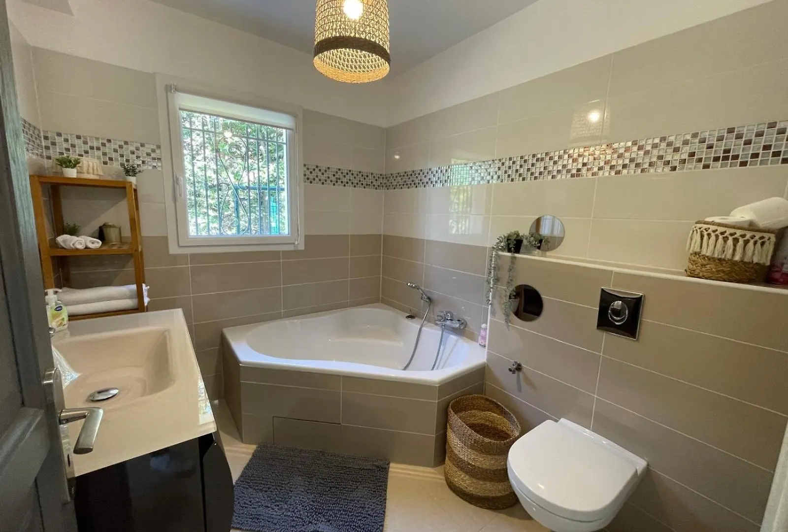 Appartement Villa D'Aurore Le Rouret Apartment